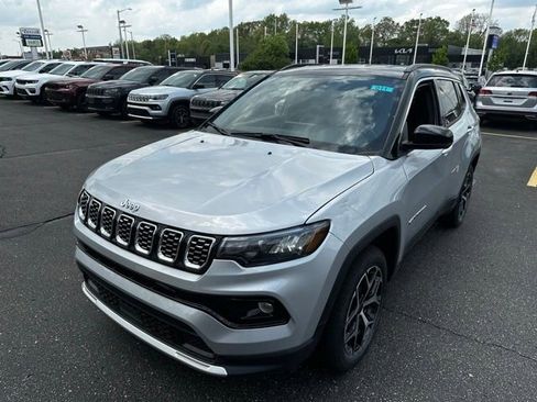 New 2025 Jeep Compass Limited image 5