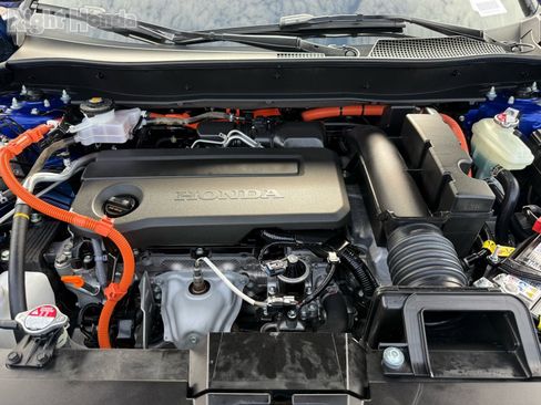 Certified 2025 Honda CR-V Sport-L image 32