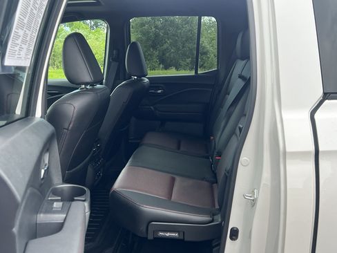 Used 2025 Honda Ridgeline Black Edition image 35