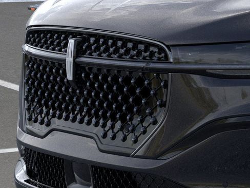 New 2026 Lincoln Nautilus Reserve image 17