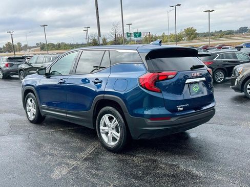 Used 2020 GMC Terrain SLE image 3