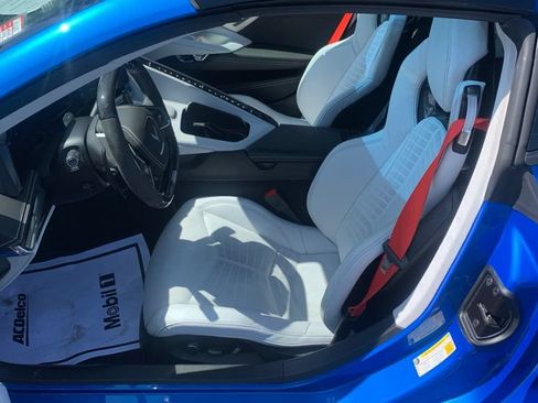 Used 2024 Chevrolet Corvette Z06 RWD image 18
