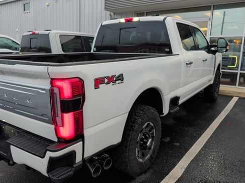 Used 2024 Ford F350 Platinum AWD/4WD image 7