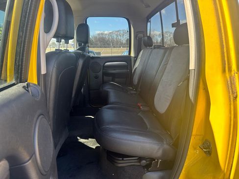 Used 2005 Dodge Ram 2500 Truck SLT image 11