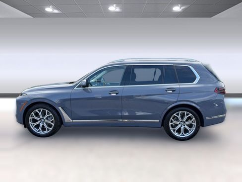 Used 2026 BMW X7 xDrive40i w/ Premium Package AWD/4WD image 2