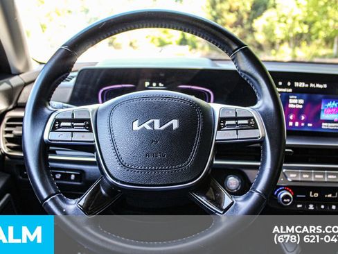 Used 2025 Kia Telluride S FWD image 25