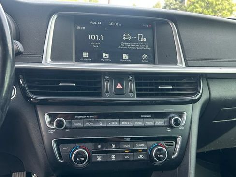 Used 2019 Kia Optima S w/ S Panoramic Sunroof Package FWD image 14