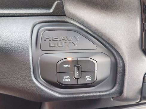 New 2026 RAM 5500 Tradesman w/ Chrome Appearance Group AWD/4WD image 19