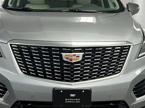 New 2025 Cadillac XT5 Premium Luxury image 9