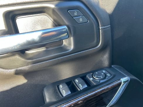 Used 2023 GMC Sierra 3500 SLE image 17