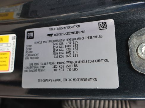 Used 2021 GMC Yukon XL SLT w/ SLT Premium Package AWD/4WD image 12