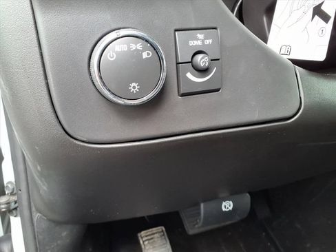 New 2026 Chevrolet Express 2500 w/ Driver Convenience Package RWD image 17