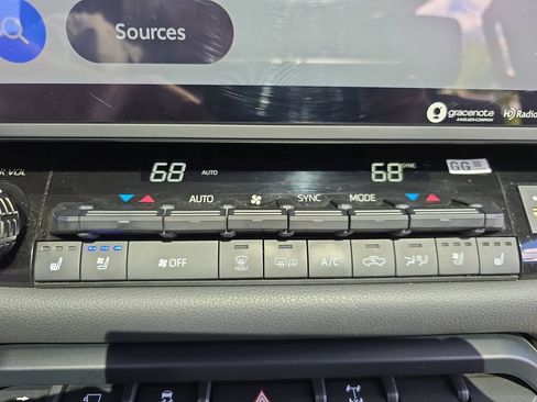 Used 2023 Toyota Tundra TRD Pro w/ TRD Pro Tow Package AWD/4WD image 24