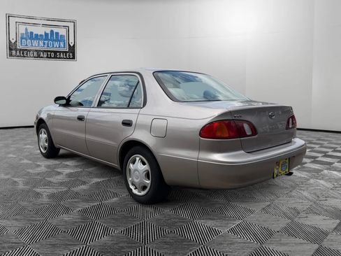 Used 1998 Toyota Corolla VE FWD image 5