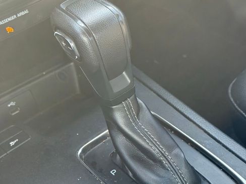 Used 2019 Ford Ranger XL w/ Equipment Group 101A Mid RWD image 19