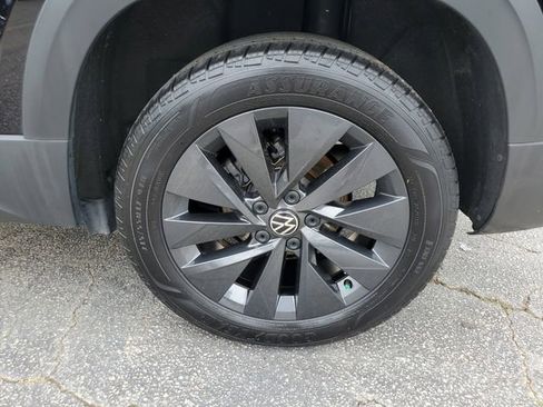 Certified 2024 Volkswagen Taos S FWD image 7