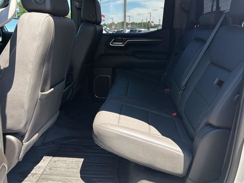 Used 2022 GMC Sierra 1500 Elevation w/ Elevation Premium Package AWD/4WD image 11