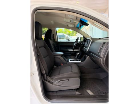 Used 2022 Chevrolet Colorado LT w/ LT Convenience Package AWD/4WD image 19