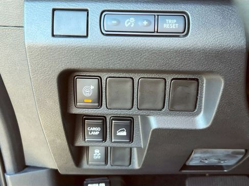 Certified 2025 Nissan Frontier SV AWD/4WD image 25