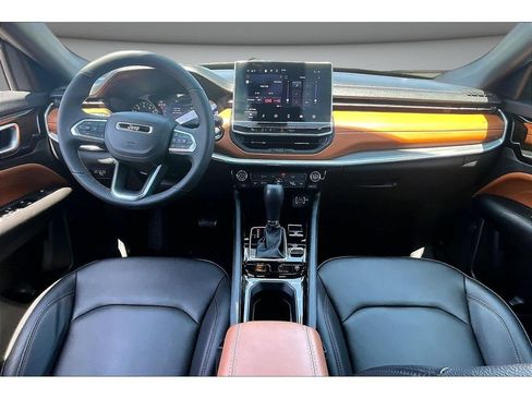 Certified 2024 Jeep Compass Limited AWD/4WD image 19