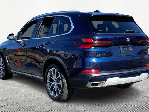 Used 2024 BMW X5 xDrive40i w/ Premium Package image 4