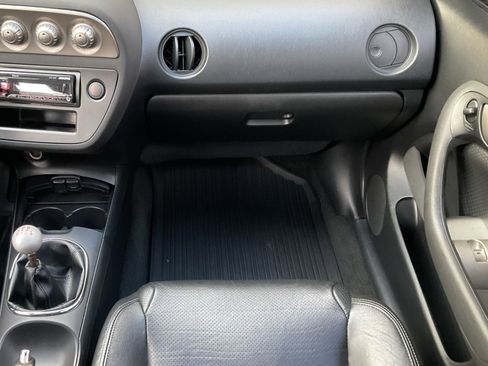 Used 2006 Acura RSX Type-S image 25