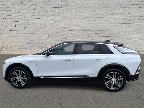 New 2026 Cadillac Lyriq Premium Luxury w/ LPO, Floor Liner Package image 8