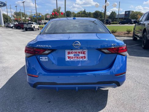 Used 2024 Nissan Sentra SV FWD image 5