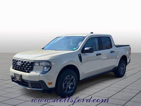 New 2025 Ford Maverick XLT w/ Equipment Group 301A image 3