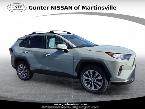 Used 2021 Toyota RAV4 XLE Premium FWD image 1
