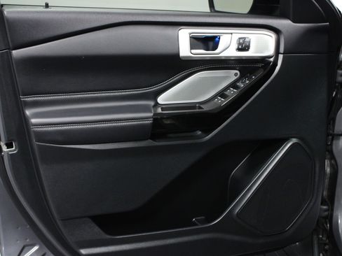 Used 2023 Ford Explorer ST w/ Equipment Group 401A image 11