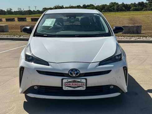 Used 2022 Toyota Prius AWD image 8