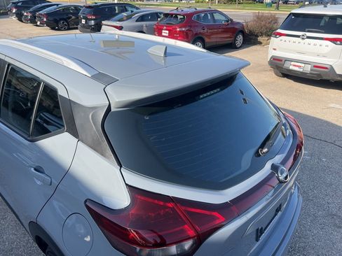 Used 2023 Nissan Kicks SV image 36