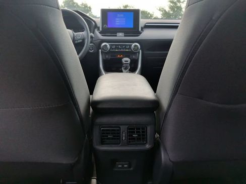 Used 2023 Toyota RAV4 XLE w/ Convenience Package FWD image 33