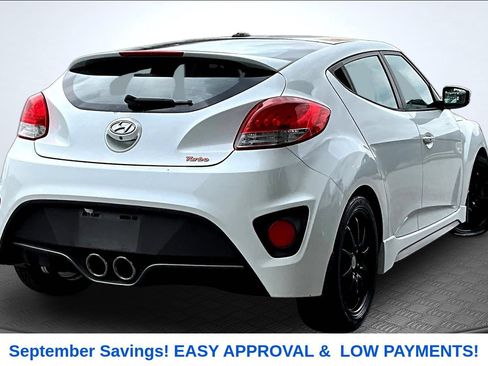 Used 2016 Hyundai Veloster Turbo FWD image 5