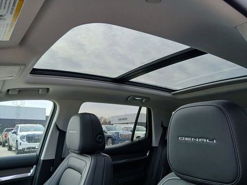 New 2026 GMC Terrain Denali image 29