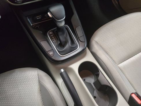 Used 2025 Kia Soul LX w/ LX Technology Package image 26