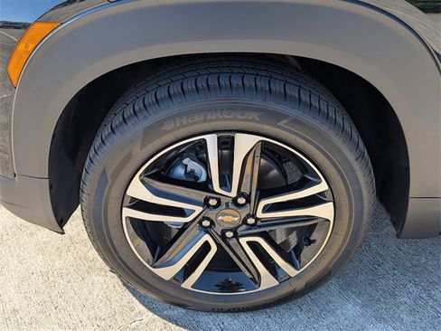 Used 2026 Chevrolet TrailBlazer LT w/ Convenience Package image 9