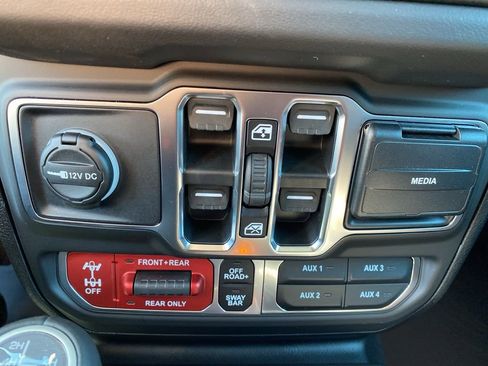 New 2026 Jeep Gladiator Rubicon AWD/4WD image 28