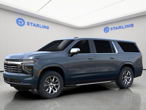 New 2025 Chevrolet Suburban Premier image 2