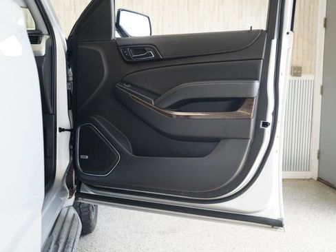 Used 2015 Chevrolet Tahoe LT RWD image 33