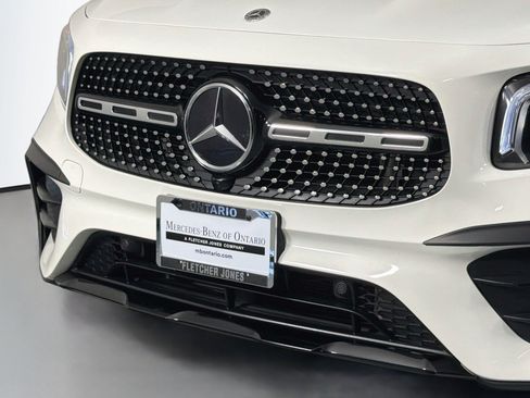 Used 2023 Mercedes-Benz GLB 250 image 13