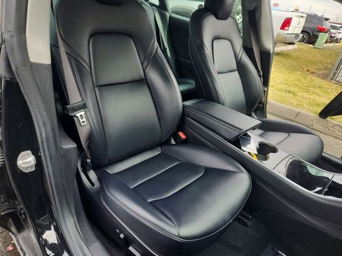 Used 2018 Tesla Model 3 Long Range AWD/4WD image 27