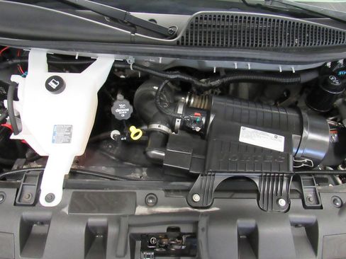 Used 2020 Chevrolet Express 2500 Extended w/ Driver Convenience Package RWD image 34