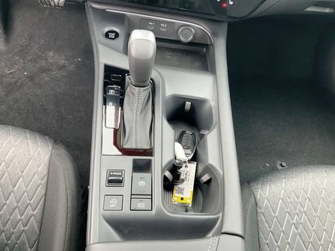 New 2026 Nissan Sentra SV w/ SV Convenience Package FWD image 26