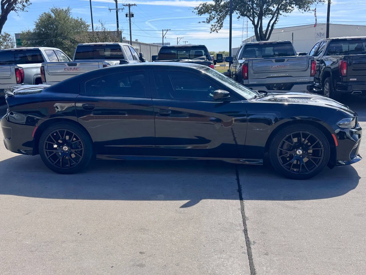 Used 2019 Dodge Charger R/T RWD image 7