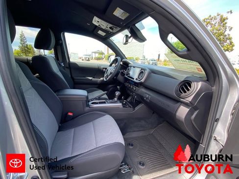 Certified 2023 Toyota Tacoma TRD Off-Road w/ Technology Package AWD/4WD image 16