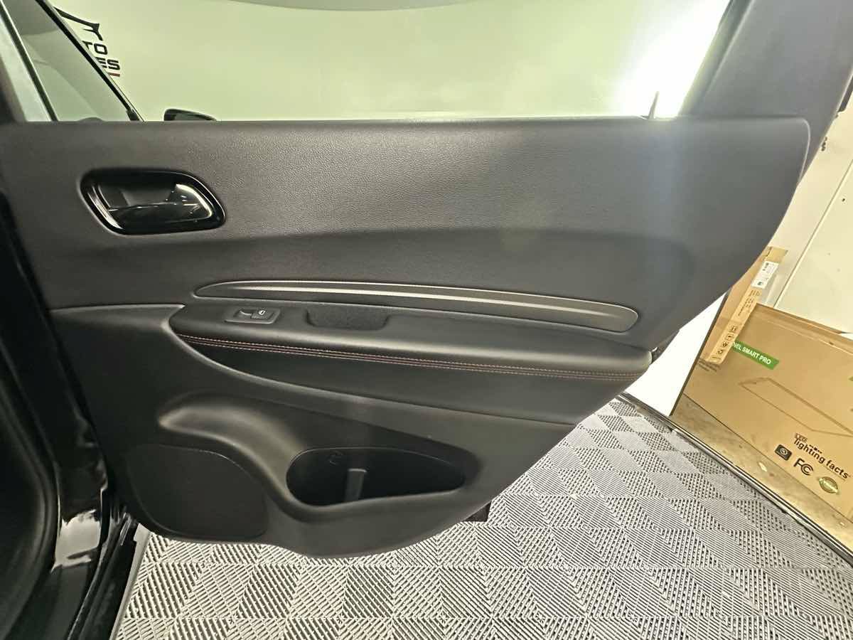 Used 2025 Dodge Durango GT AWD/4WD image 18