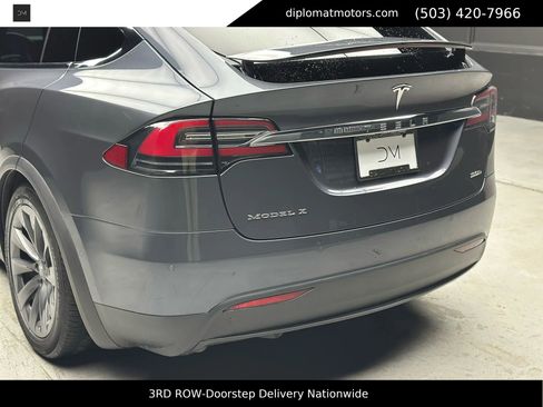 Used 2018 Tesla Model X 100D image 15