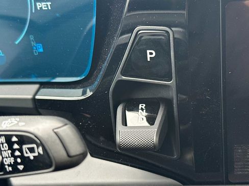 New 2025 Porsche Macan 4S Electric image 22